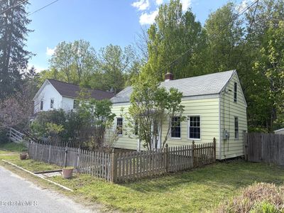 161 Main St