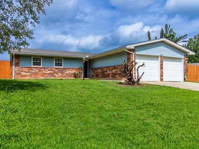 1425 N Indian Meridian Rd