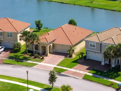 3906 Carrick Bend Dr