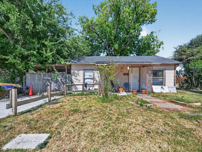 1407 N Main St
