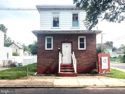 Property at 28 W Jefferson St, Paulsboro, NJ