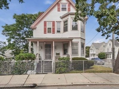 75 Woodrow Ave