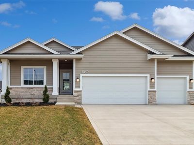 140 NW Valleyview Dr