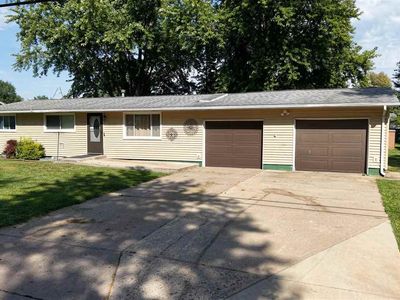 1320 N 6th Ave