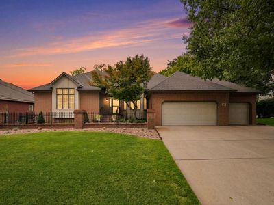 2411 N High Point Cir