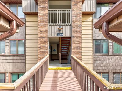Property at 2953 Byron Center Ave SW APT F, Wyoming, MI