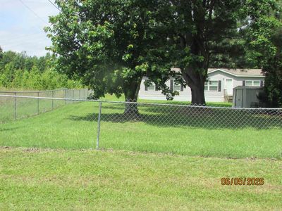 833 Clifton Cv