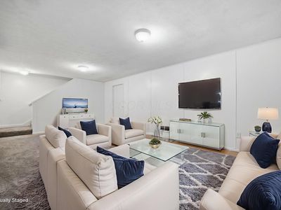5258 Captains Ct