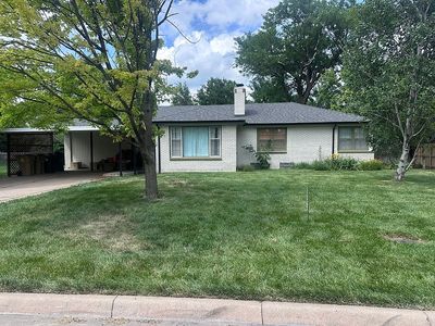 28 E 28th Ave