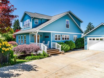 384 Edgeview Dr