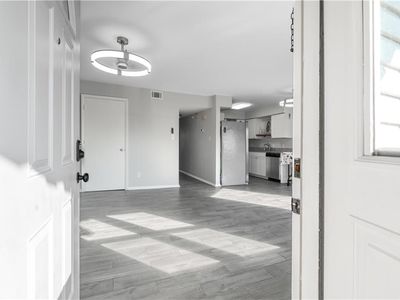 1326 W Ocean View Ave APT F