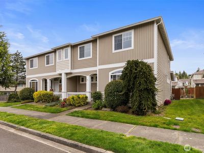 734 Glenmore Loop
