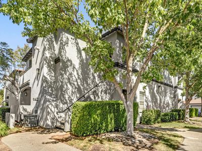 5201 Laguna Oaks Dr Unit 46