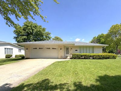 Property at 901 W Lark St, Peotone, IL