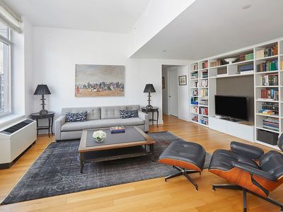 80 Riverside Blvd APT 19B