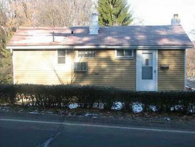 2621 Laketon Rd