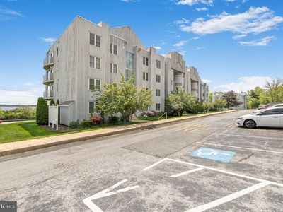 5213 Le Parc Dr APT 2