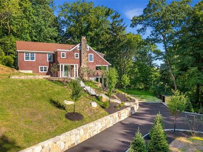 52 Mount Airy Road