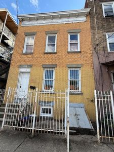 210 Berkeley Ave