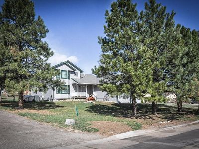 5847 Mountain View Dr