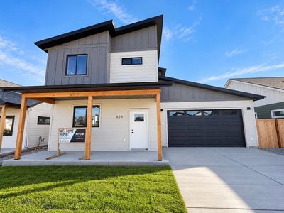 826 Accolade Loop