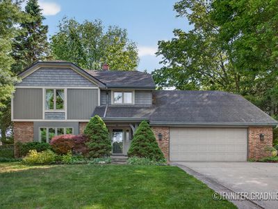 2000 Frontier Ct SW