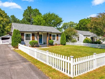 422 Green Acres Dr