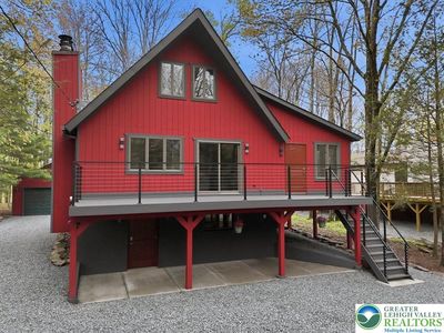 883 Deerfield Ct