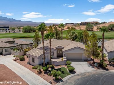425 Greens Way