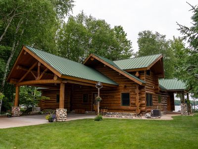 2095 Middle Haven Dr