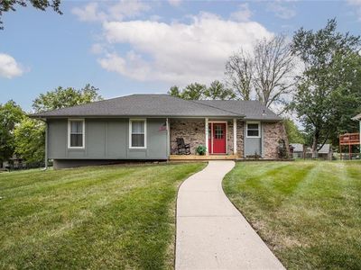 Property at 3800 NE Carriage St, Lees Summit, MO