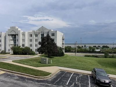 5211 Le Parc Dr APT 6