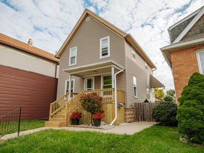 1946 South 76th STREET