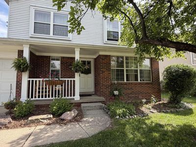 5247 Applewood Dr