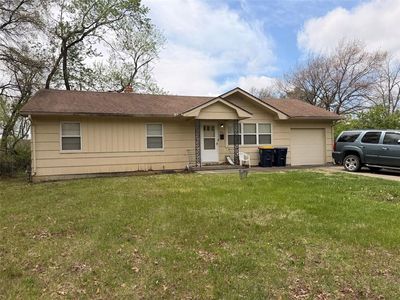4603 E 114th Ter