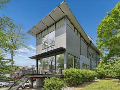 829 North Ave NE #2