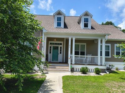 104 Queens Harbor Rd