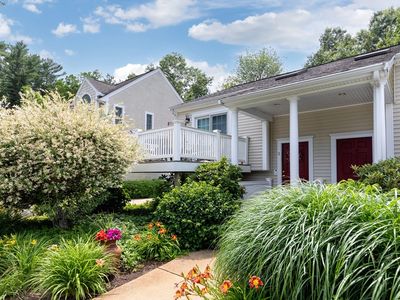235 Carver Rd APT 3