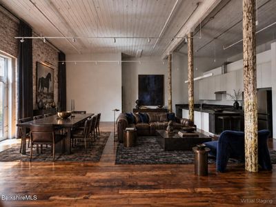 520 State Rd #403
