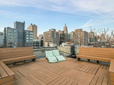 121 E 10th St #2C