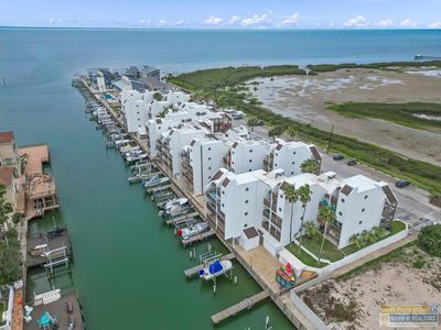 6201 Padre Blvd Unit 202