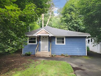 Property at 66 Lakeshore Dr, Holliston, MA