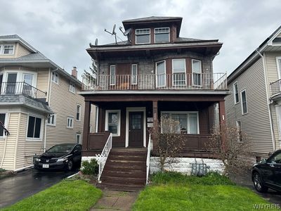 208 Stevenson St