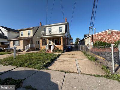 18 Myrtle Ave