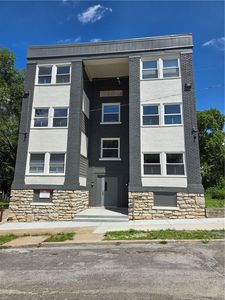 2333 Lister Ave