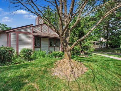 4863 Foxfire Trl