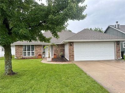 1013 Bedford Dr