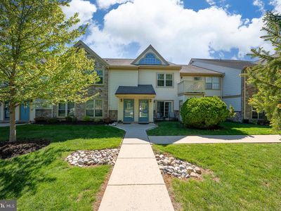 Property at 2404 Foxmeadow Cir, Royersford, PA