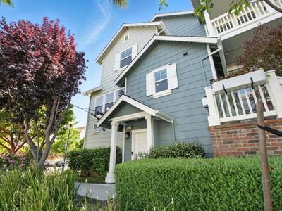 2004 Northshore Drive