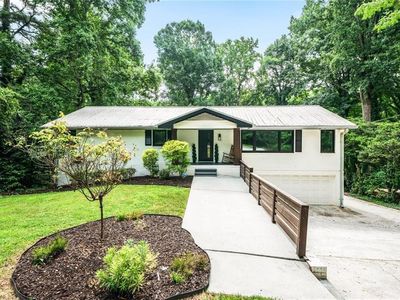 2071 Luxuria Ct